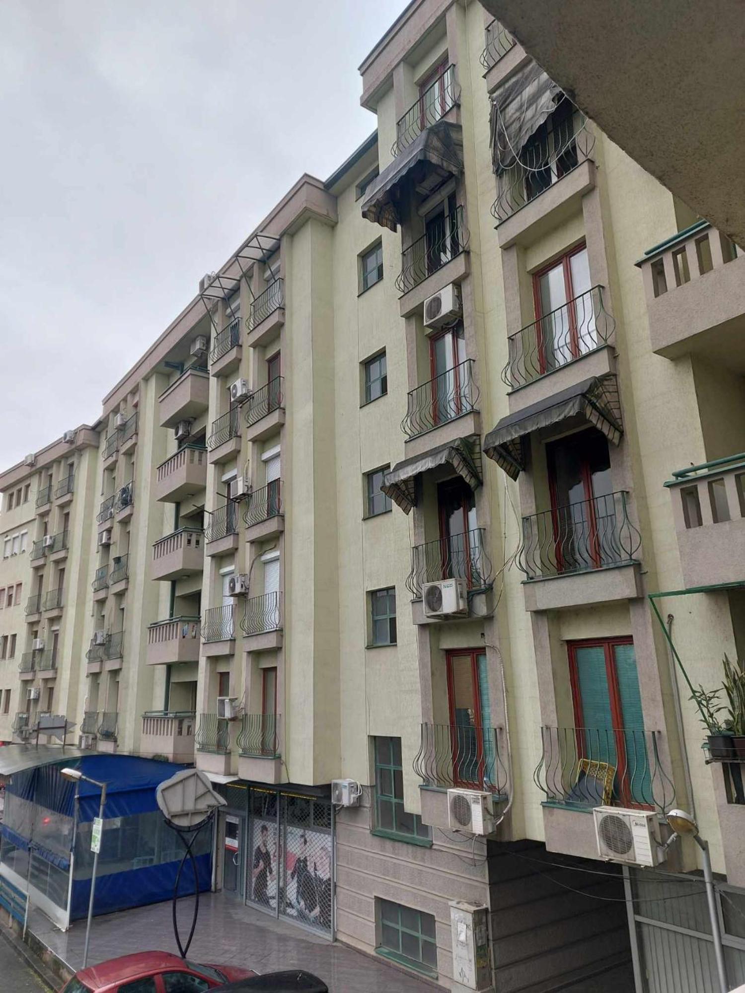 Centar Apartment Aleks Skopje Buitenkant foto